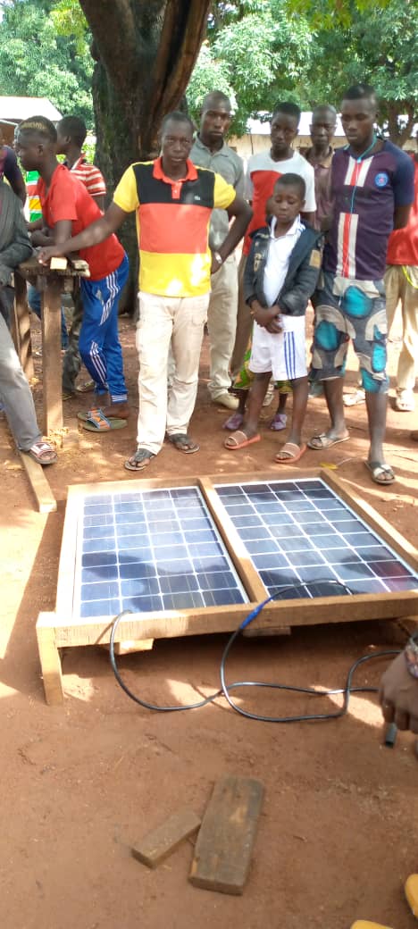 Installation de panneaux solaires industrielle